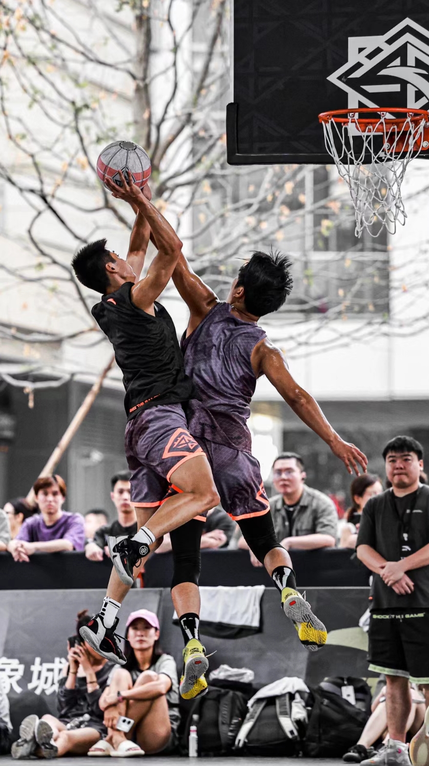 dafabet-比赛现场气氛热烈，球员们斗志昂扬的简单介绍