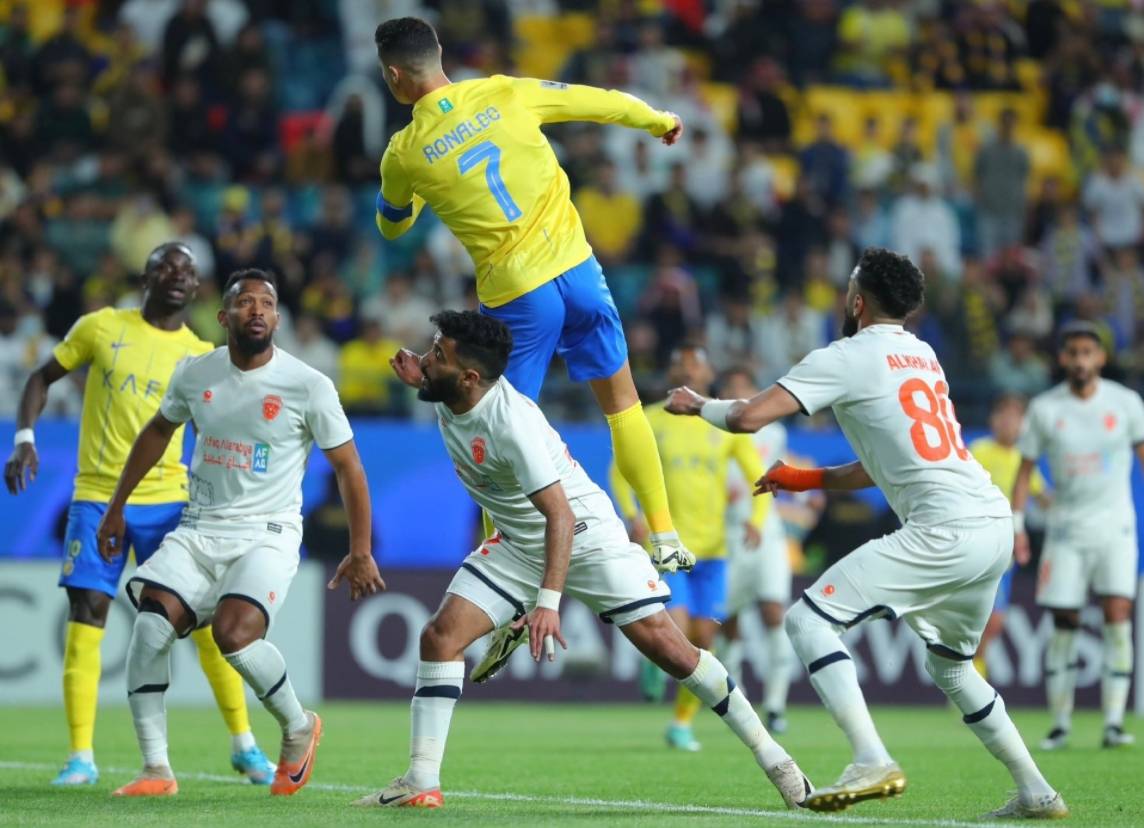 阿联酋飞翔晋级胜利赢得晋级机会(阿联酋超级联赛2021年1月1号)